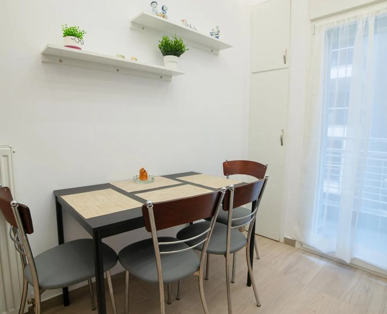 Spacius And Comfy Apartment Thessaloniki